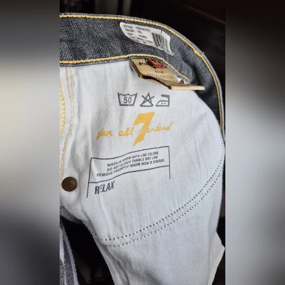 7 For All Mankind Men's Relaxed Fit Jeans in Gray - Picture 4 of 11